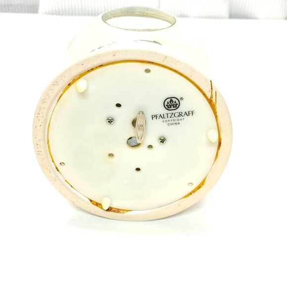 Pfaltzgraff Winterberry Santa Musical Snow Globe Play I'll Be Home For Christmas - Picture 11 of 13